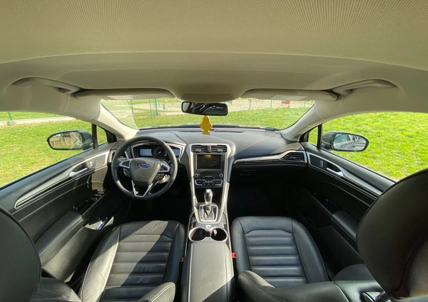 Ford Fusion cena 55000 przebieg: 132000, rok produkcji 2016 z Namysłów małe 29